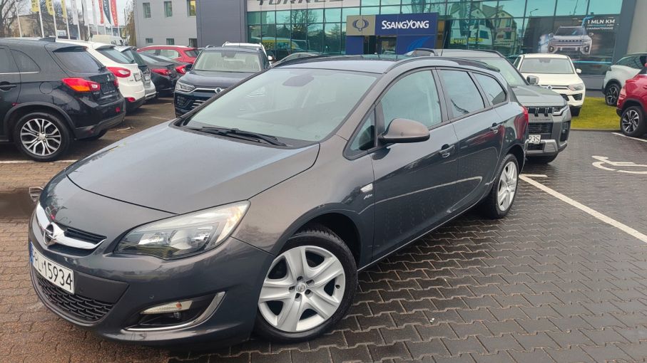 Opel Astra IV 1,4 Turbo 140KM, Sports Tourer, Klima Auto, pakiet zimowy 2