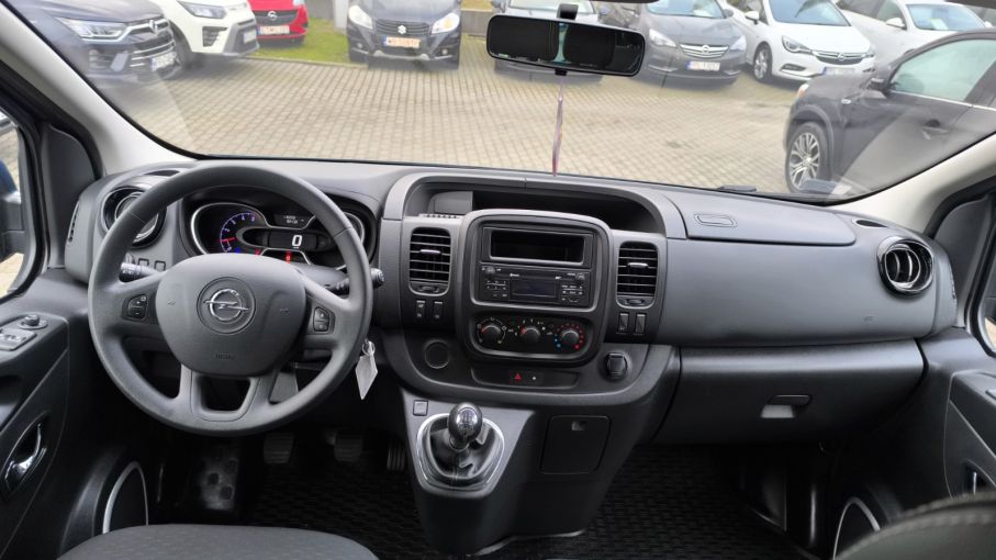 Opel Vivaro B 1,6 CDTI 120KM, L2H1, Salon Polska, 9 osób, Vat23% 17