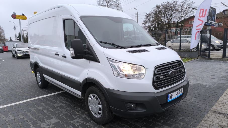 Ford Transit L2H2 2,0 TDCI 131KM, webasto, niski przebieg, Vat23% 4