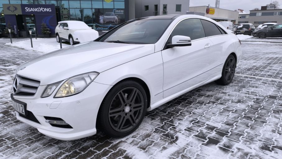 Mercedes E250 Coupe Salon PL AMG pakiet Skóra xenon navi rej.2013 Serwis 5