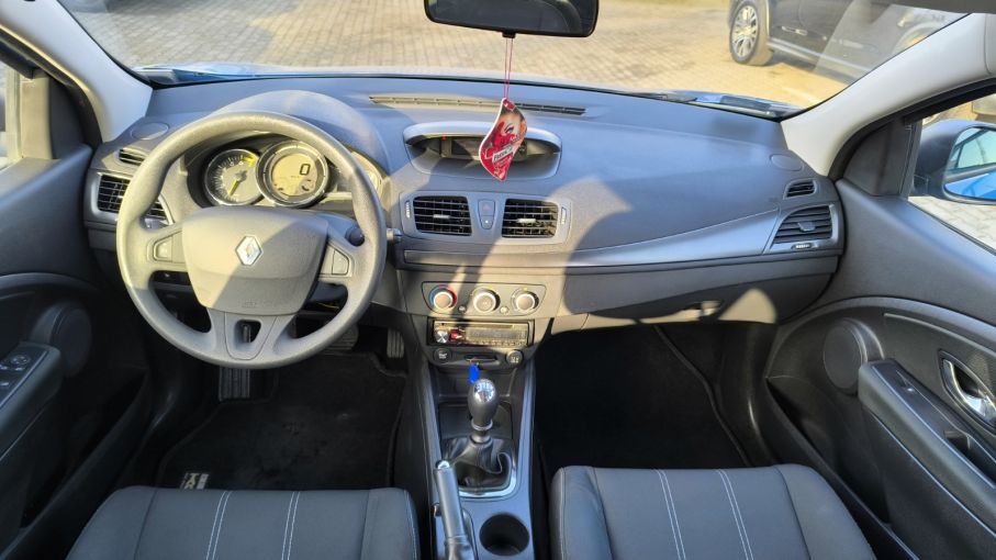 RENAULT MEGANE KOMBI 1,6 16V 110 KM 16