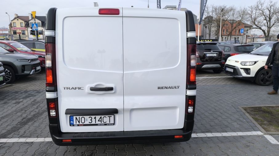 Renault Trafic L2H1 2,0 DCI 120KM Bezwypadkowy Vat23% 7