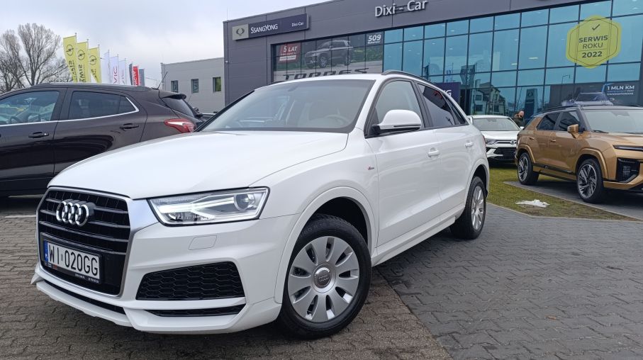 AUDI Q3 1,4 TSI 150 KM S-LINE