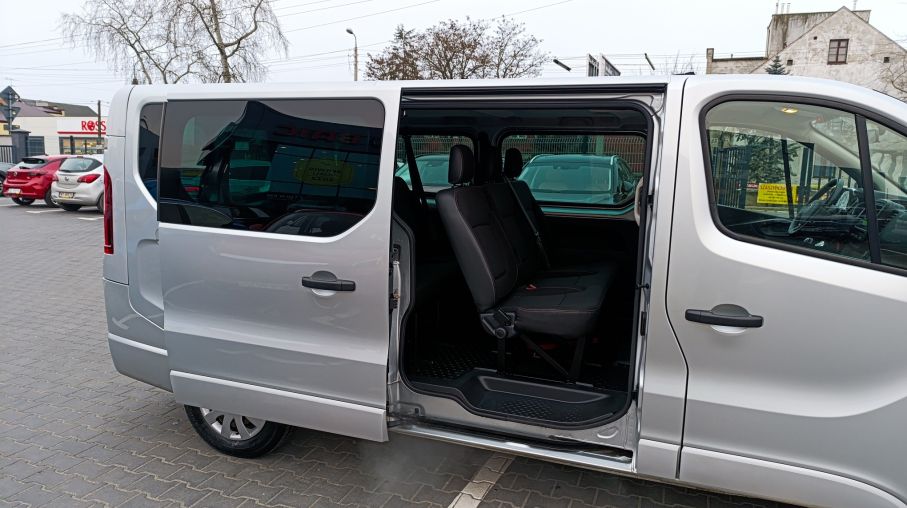 Opel Vivaro B 1,6 CDTI 120KM, L2H1, Salon Polska, 9 osób, Vat23% 9