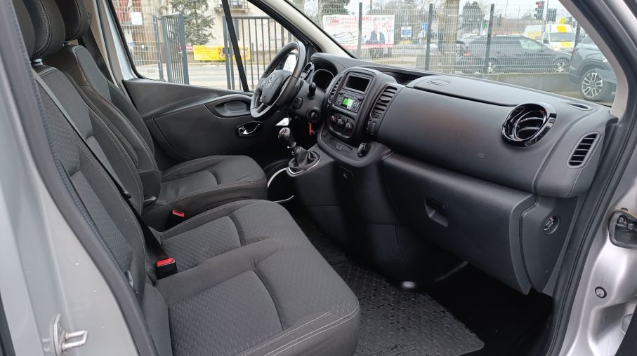 Opel Vivaro B 1,6 CDTI 120KM, L2H1, Salon Polska, 9 osób, Vat23% 13