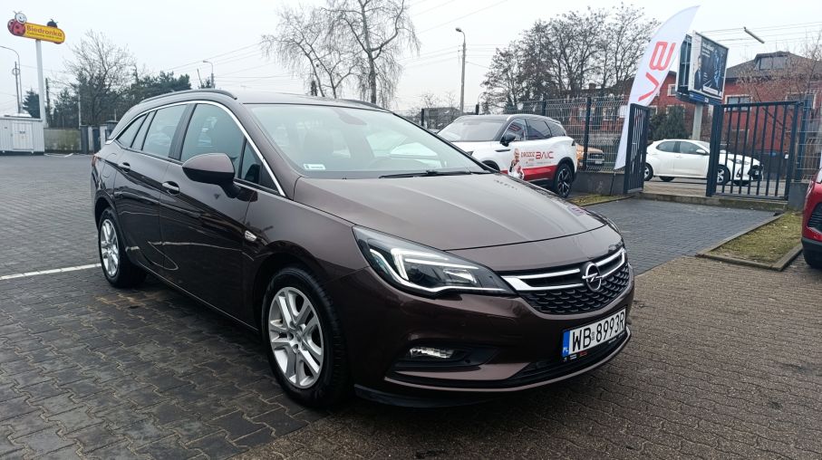 Opel Astra V 1,4 Turbo 125KM, Sports Tourer, Salon Polska, rej 2018 6