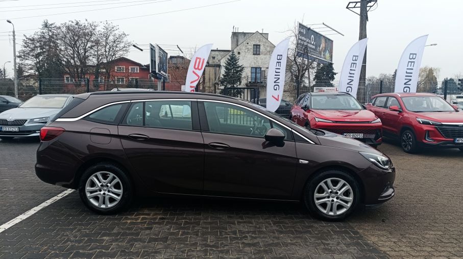 Opel Astra V 1,4 Turbo 125KM, Sports Tourer, Salon Polska, rej 2018 7