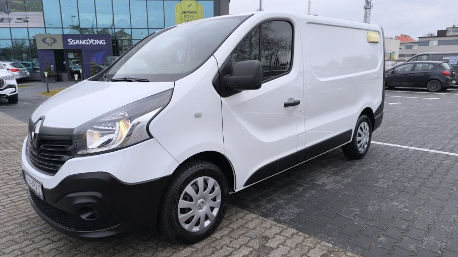 Renault Trafic  L2H1 1,6 CDTI 120KM   Bezwypadkowy 2