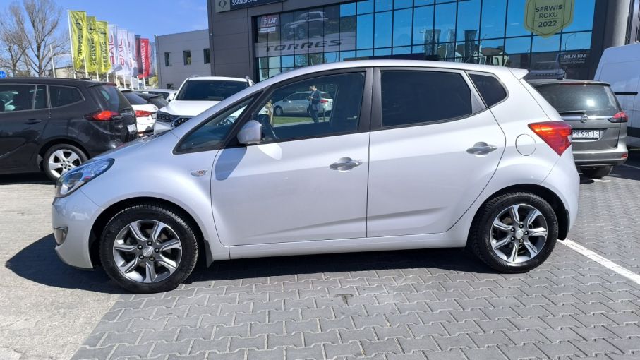 Hyundai IX20 1,6 benzyna 125KM, Salon PL, niski przebieg 2