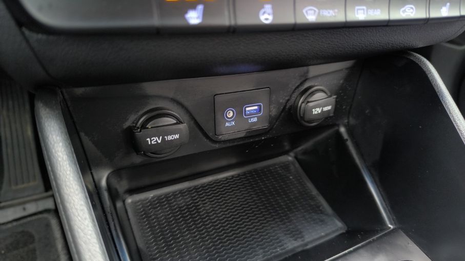 Hyundai Tucson 1.6 Benzyna Salon PL Niski Przebieg Serwis Gwarancja 22