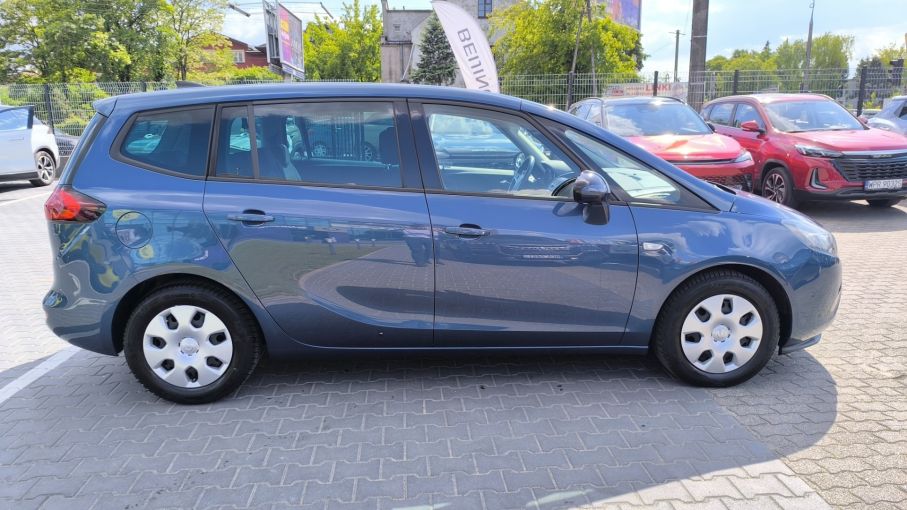 Opel Zafira C 1,4 benzyna 140KM, 7 osób, martwe pole, kamera, czujniki, navi 6