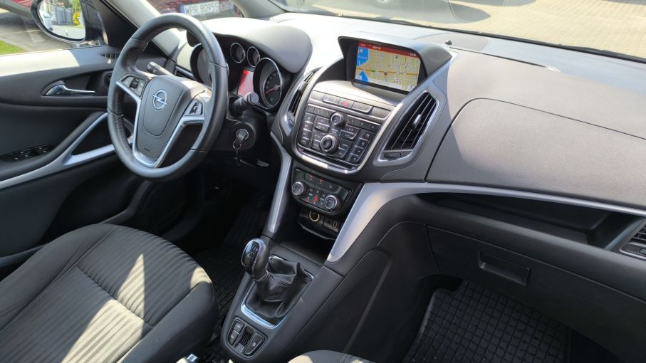 Opel Zafira C 1,4 benzyna 140KM, 7 osób, martwe pole, kamera, czujniki, navi 14