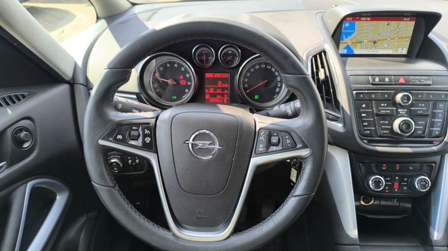 Opel Zafira C 1,4 benzyna 140KM, 7 osób, martwe pole, kamera, czujniki, navi 20