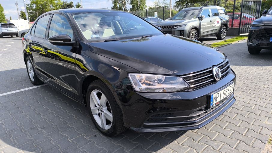 Volkswagen Jetta 1,4 TSI 125KM, Salon PL 5