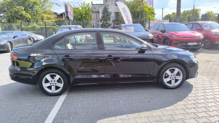 Volkswagen Jetta 1,4 TSI 125KM, Salon PL 6