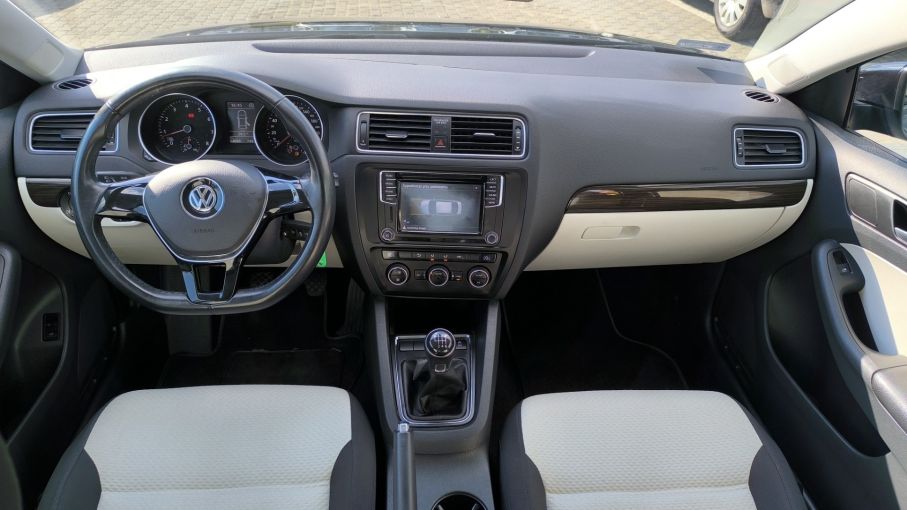 Volkswagen Jetta 1,4 TSI 125KM, Salon PL 15