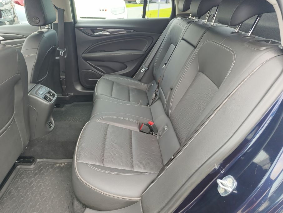Opel Insignia B 2,0 CDTI 170KM, AGR, Intellilux, Skóry, HUD 15