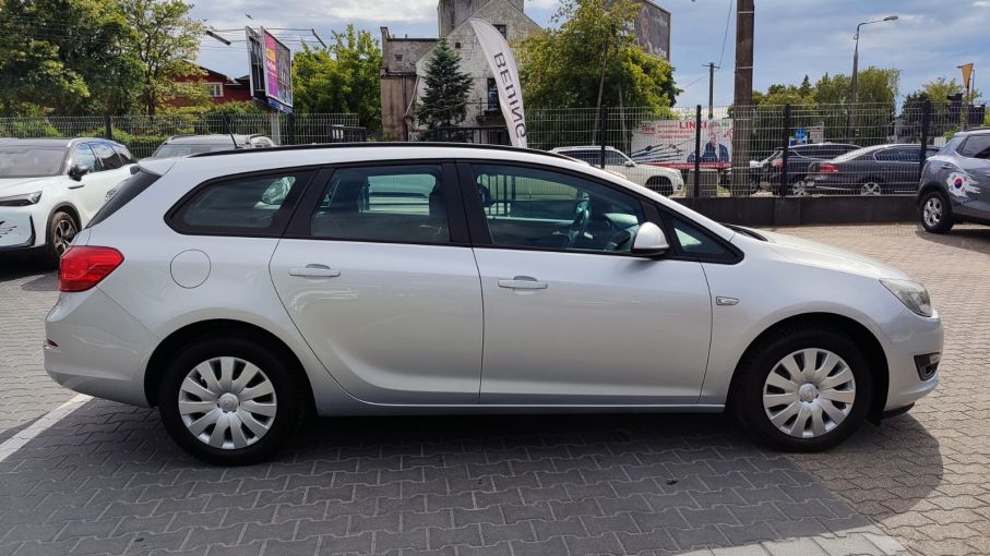 Opel Astra IV Sports Tourer 1.4 Turbo Niski Przebieg Serwis Gwarancja 6
