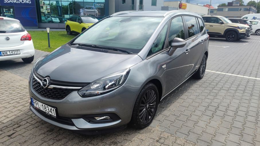 Opel Zafira C 1.6 Turbo benzyna  Kamera 7osób Niski Przebieg 3