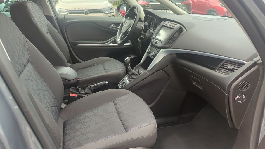 Opel Zafira C 1.6 Turbo benzyna  Kamera 7osób Niski Przebieg 13