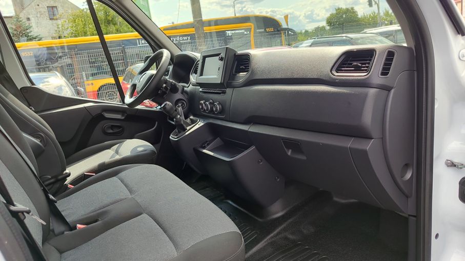 Renault Master 2.3 dci 145km L4H3 Nowy Model Navi Serwis Vat23% 12