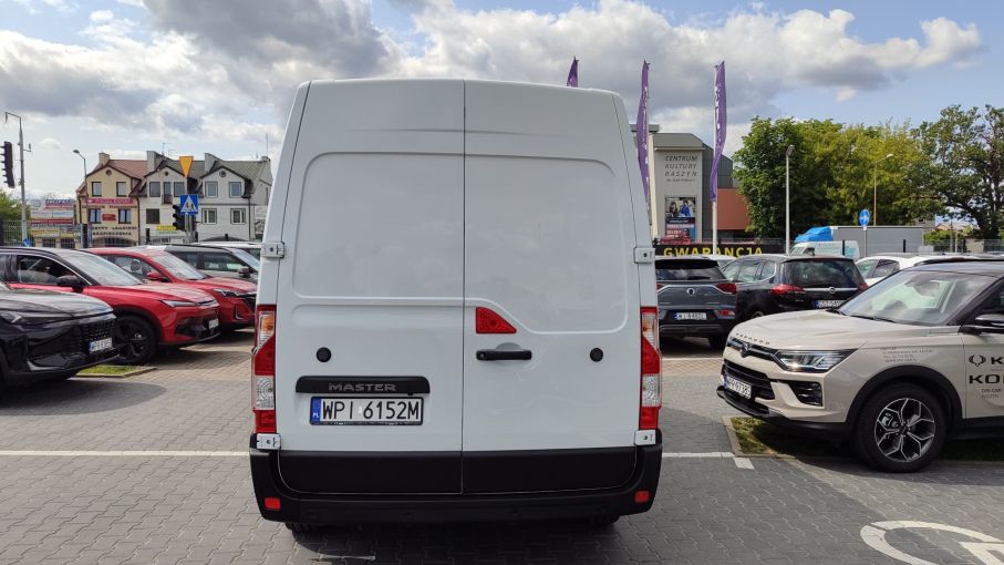Renault Master L3H2 nowy model 2.3 dci 2 x drzwi boczne Niski Przebieg Vat23 7