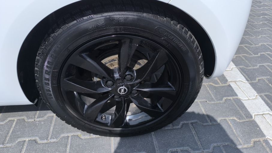 Opel Adam 1,4 benzyna 100 KM, salon PL, niski przebieg 10