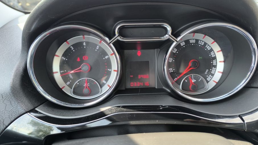 Opel Adam 1,4 benzyna 100 KM, salon PL, niski przebieg 18