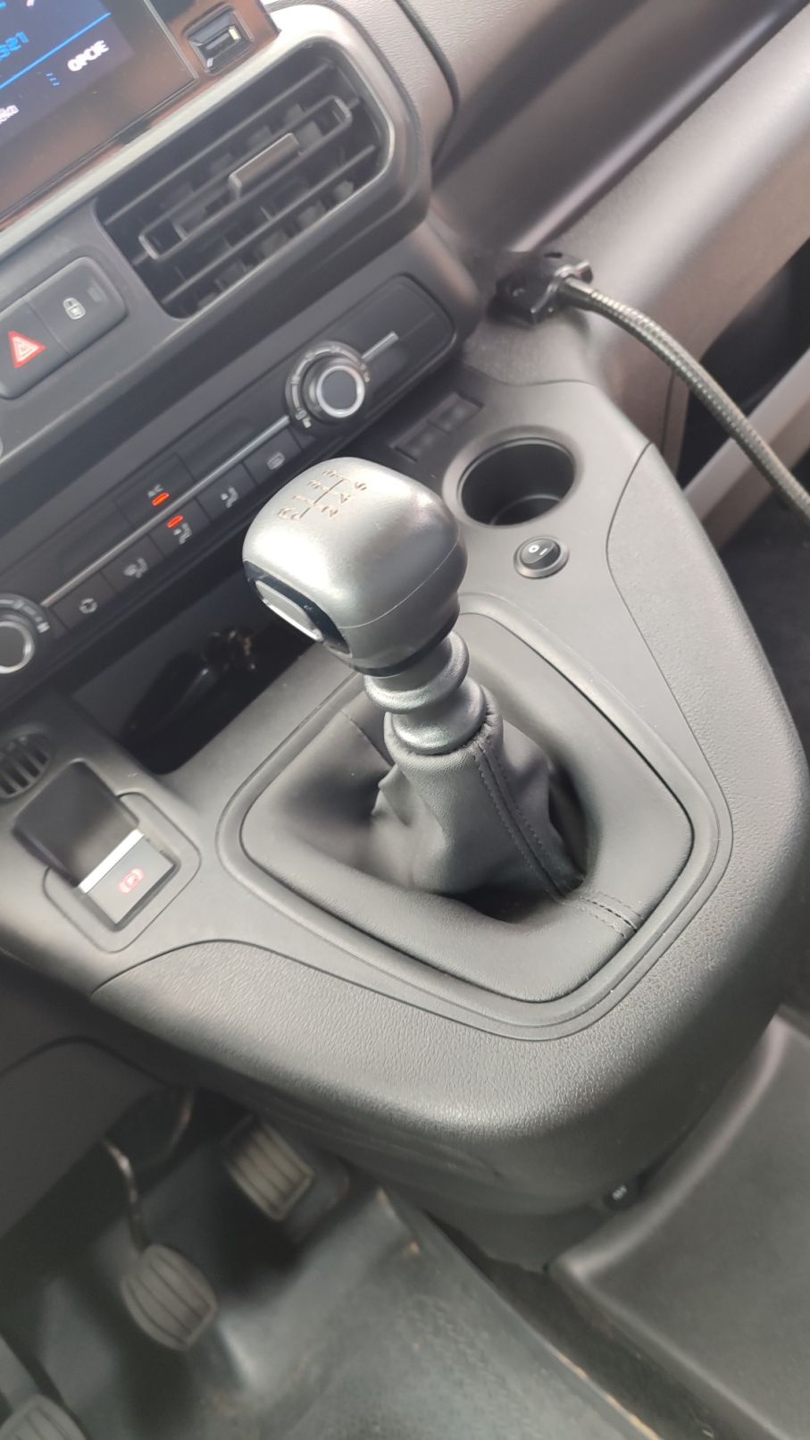 Peugeot Partner L2H1 1.5 HDI 102KM Niski Przebieg 3osobowy Vat23% 18
