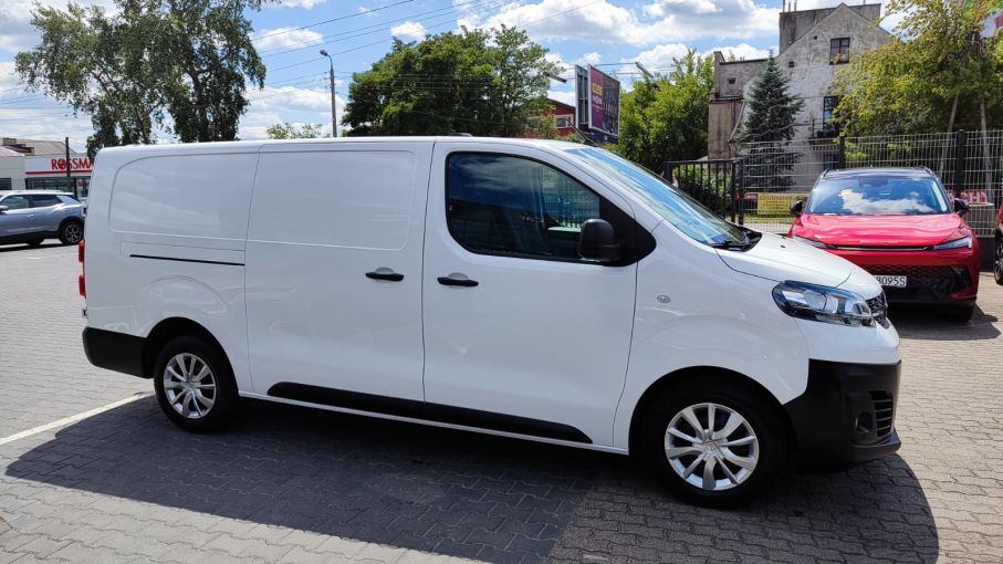 Opel Vivaro C Extra Long 2,0 CDTI 122KM klima, niski przebieg, 3osobowy VAT23%  5