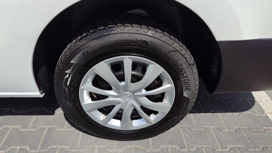 Opel Vivaro C Extra Long 2,0 CDTI 122KM klima, niski przebieg, 3osobowy VAT23%  9