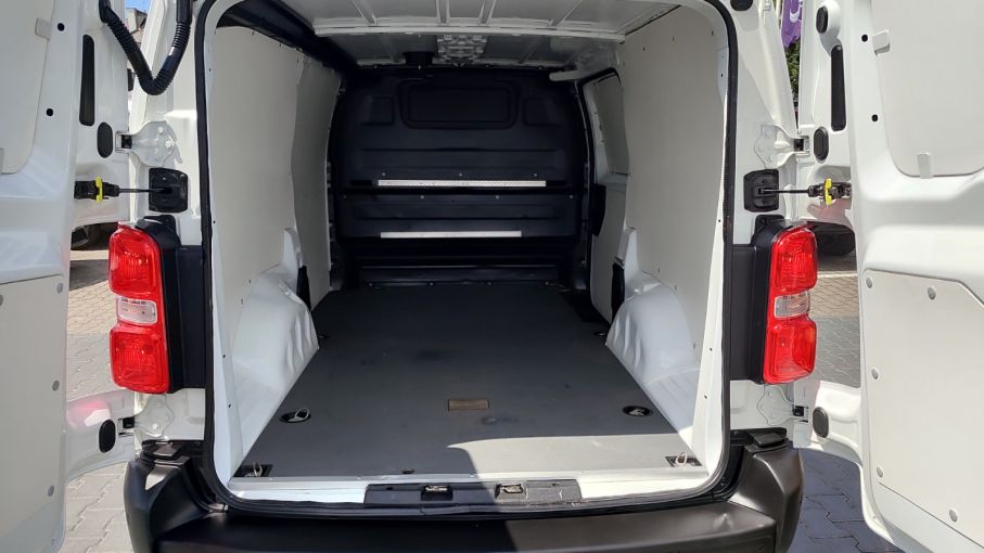 Opel Vivaro C Extra Long 2,0 CDTI 122KM klima, niski przebieg, 3osobowy VAT23%  19