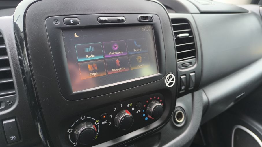 Opel Vivaro 9 osobowy L2H1 Niski Przebieg Bardzo Doinwestowane Vat23%  21