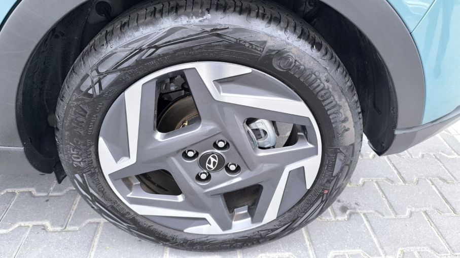 Hyundai Bayon 1,0 T-GDI 100KM, Smart + Design + Tech, salon PL, niski przebieg, Gwarancja 11