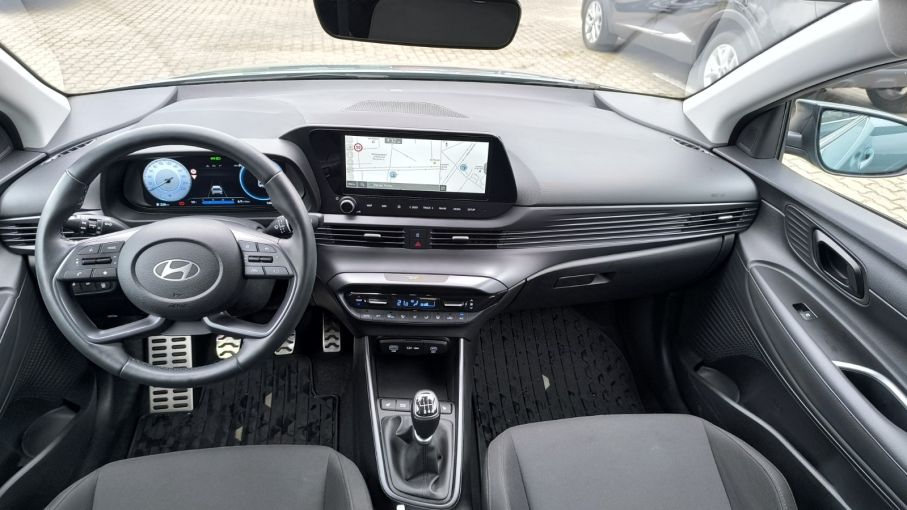 Hyundai Bayon 1,0 T-GDI 100KM, Smart + Design + Tech, salon PL, niski przebieg, Gwarancja 16