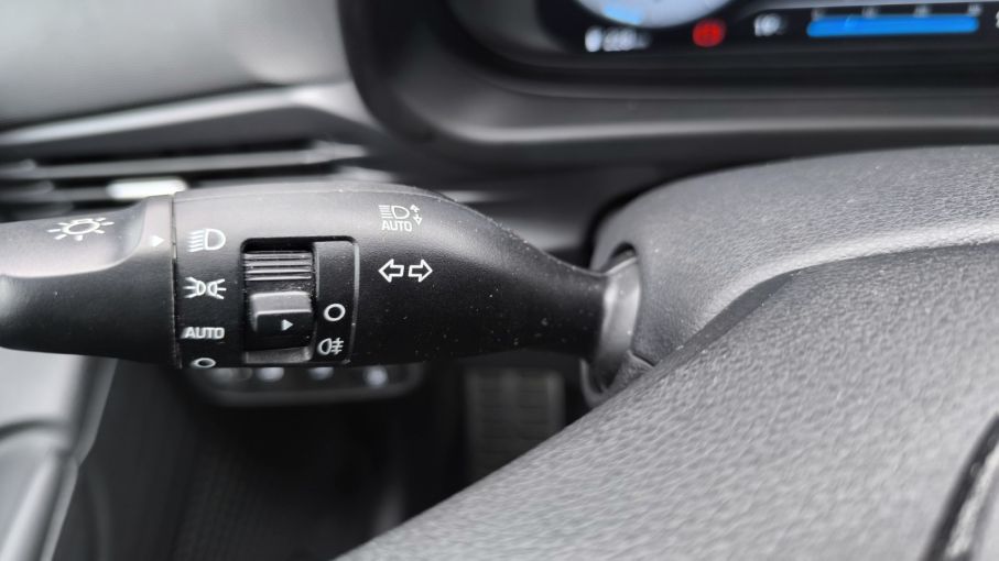 Hyundai Bayon 1,0 T-GDI 100KM, Smart + Design + Tech, salon PL, niski przebieg, Gwarancja 23