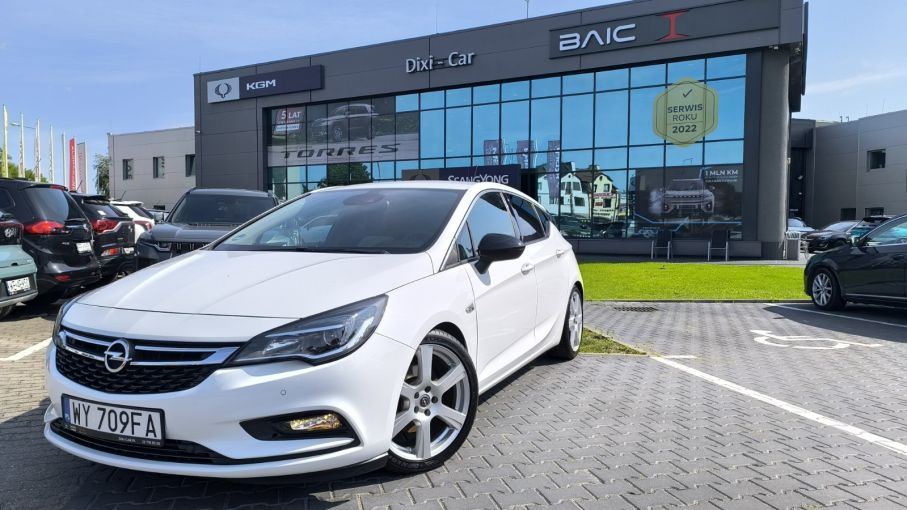 Opel Astra V 1,6 Turbo 200KM, Innovation, pakiet zimowy, Niski Przebieg
