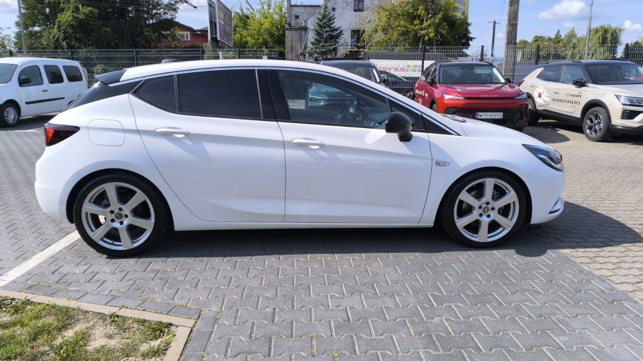 Opel Astra V 1,6 Turbo 200KM, Innovation, pakiet zimowy, Niski Przebieg 7