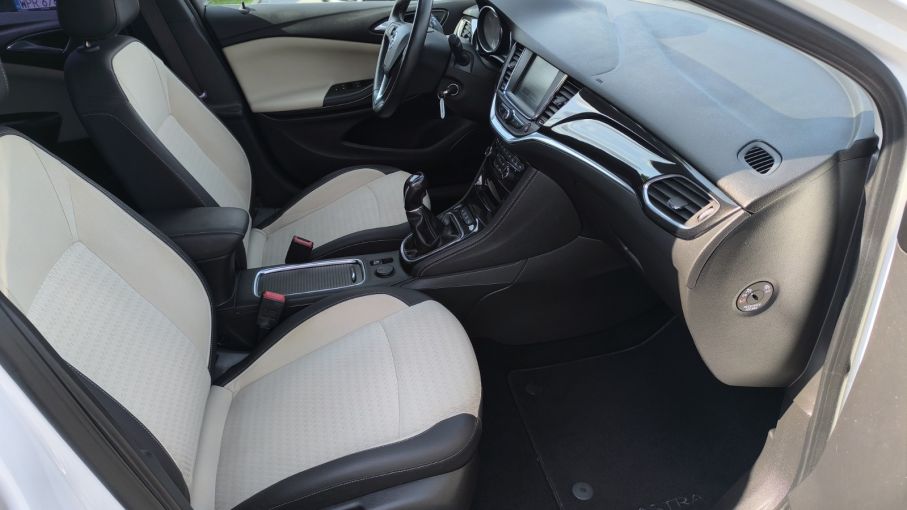 Opel Astra V 1,6 Turbo 200KM, Innovation, pakiet zimowy, Niski Przebieg 13