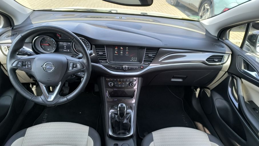 Opel Astra V 1,6 Turbo 200KM, Innovation, pakiet zimowy, Niski Przebieg 17