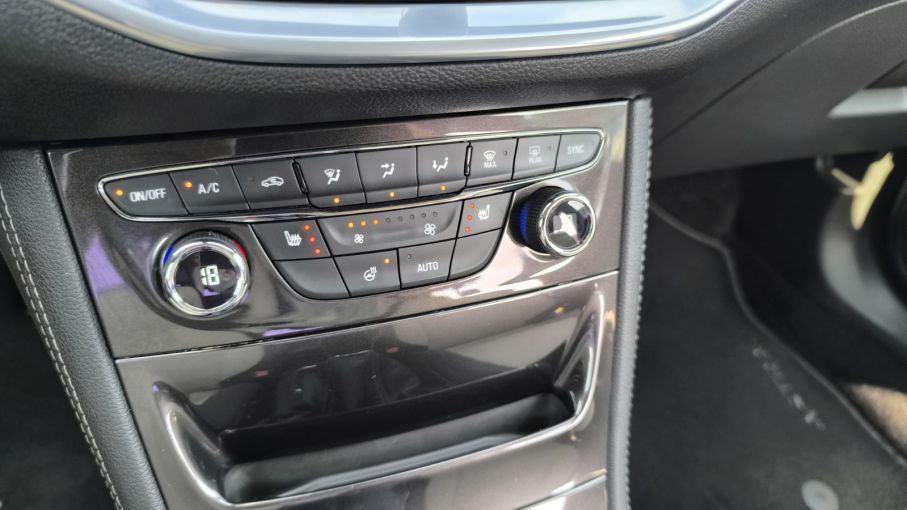 Opel Astra V 1,6 Turbo 200KM, Innovation, pakiet zimowy, Niski Przebieg 19