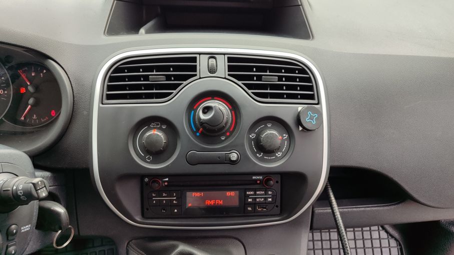 NOWA LOKALIZACJA Renault Kangoo 1.5dci 2xdrzwi niski przebieg Serwis Vat23 18