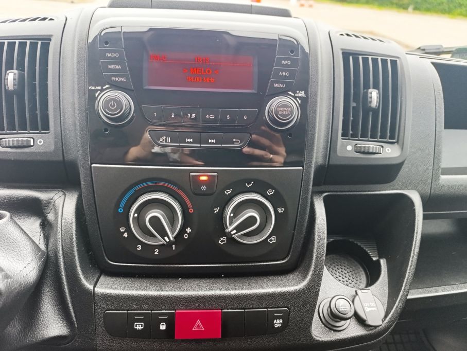 NOWA LOKALIZACJA Peugeot Boxer L2H2 2.2 HDI 140KM, salon PL, Vat23% 13