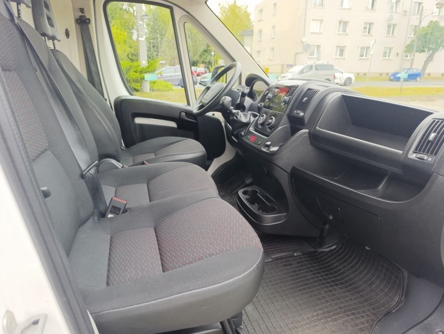 NOWA LOKALIZACJA Peugeot Boxer L2H2 2.2 HDI 140KM, salon PL, Vat23% 15