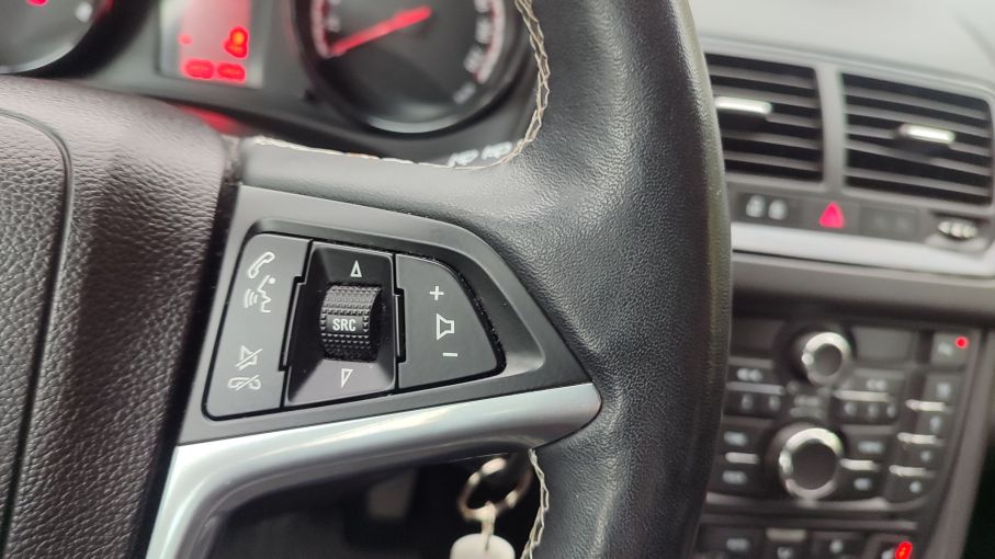 NOWA LOKALIZACJA Opel Meriva 1.4T 140KM Climatronic Serwis Niski Przebieg Gwarancja 25