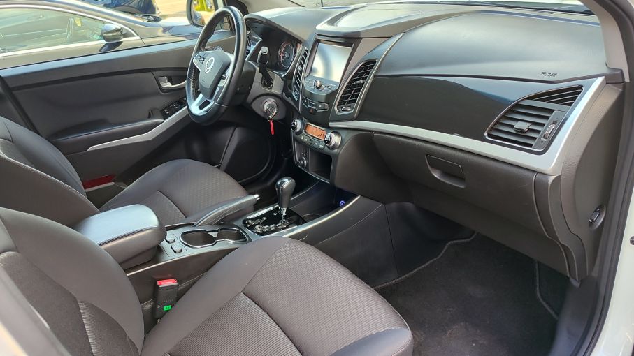 NOWA LOKALIZACJA SsangYong KGM Korando 2.0 + LPG Automat Serwis ASO rej.2018r Vat23% 13