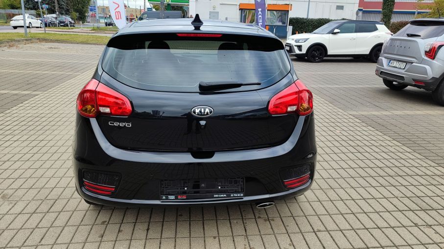 NOWA LOKALIZACJA Kia Ceed 1.6 benzyna 135KM Bogate Opcja Navi Kamera Serwis ASO Gwarancja 7