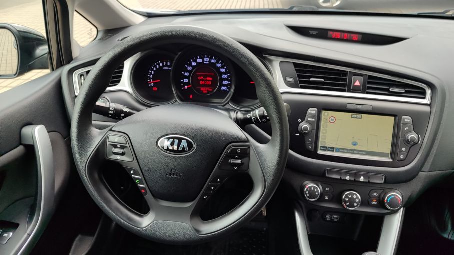 NOWA LOKALIZACJA Kia Ceed 1.6 benzyna 135KM Bogate Opcja Navi Kamera Serwis ASO Gwarancja 20