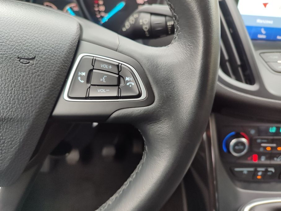NOWA LOKALIZACJA Ford Kuga 1.5 EcoBoost Manual Titanium Niski Przebieg 23
