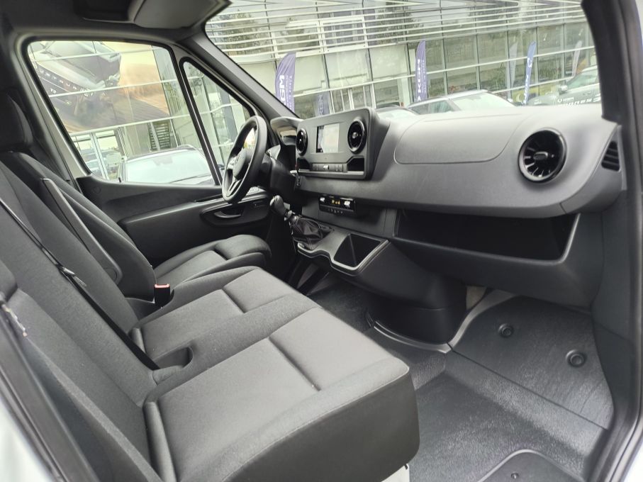 NOWA LOKALIZACJA Mercedes Sprinter 315CDI 150KM L4H2 maxdługi Blaszak kamery360 Vat23 14
